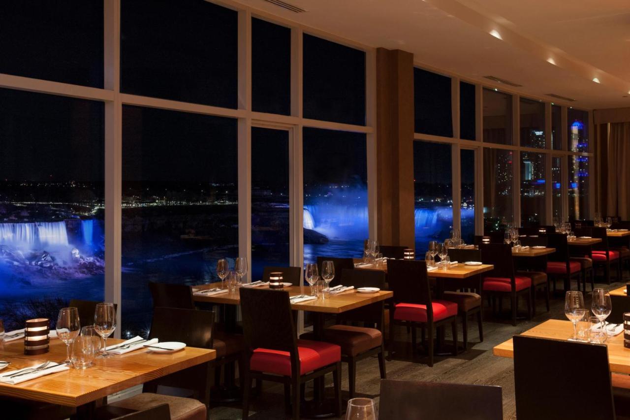 Sheraton Fallsview Hotel Ниагара-Фолс Экстерьер фото