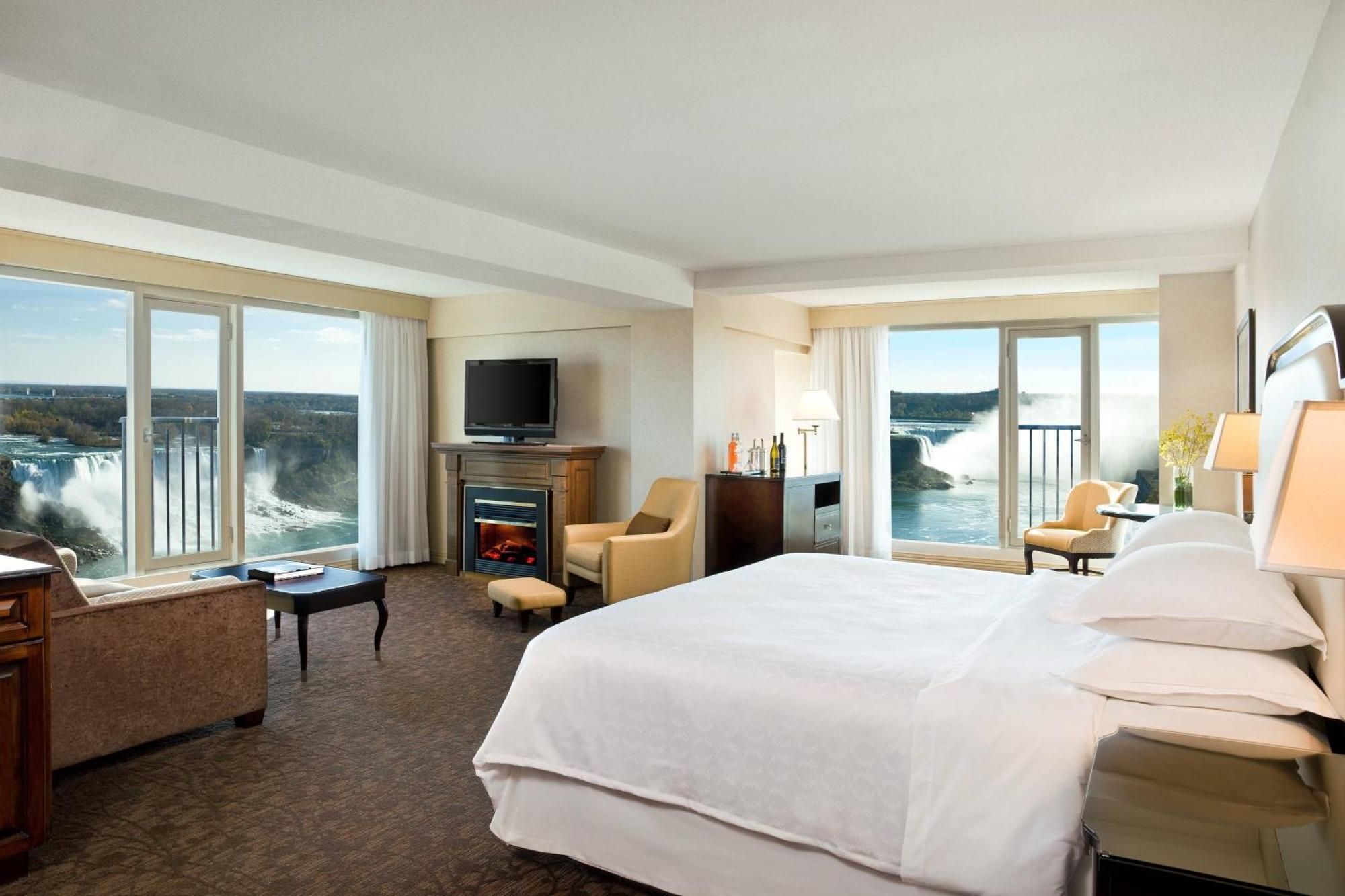 Sheraton Fallsview Hotel Ниагара-Фолс Экстерьер фото