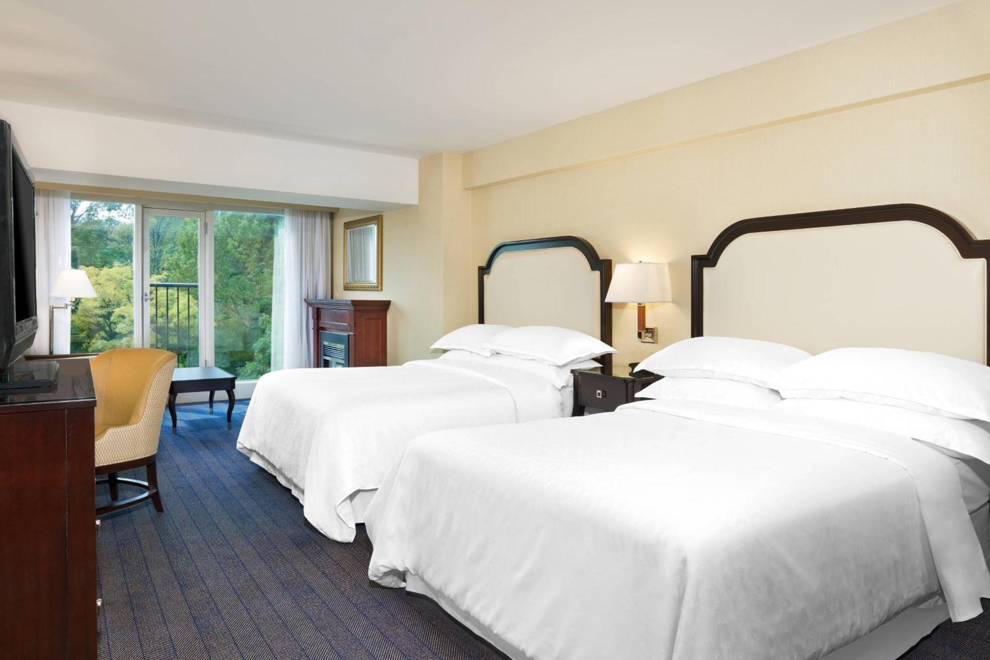 Sheraton Fallsview Hotel Ниагара-Фолс Экстерьер фото